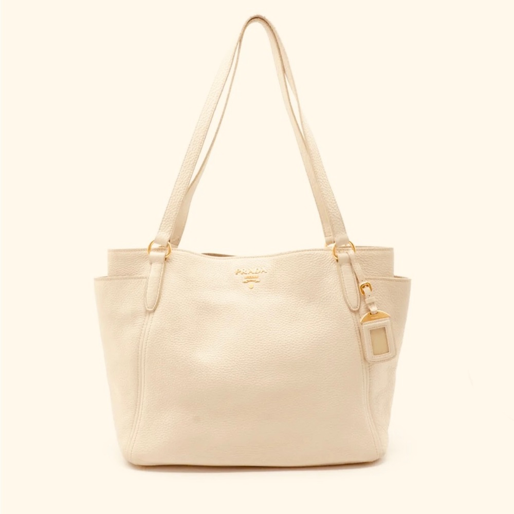Authentic Prada Vittelo Daino leather bag with tag/ keychain -SUper Deal!